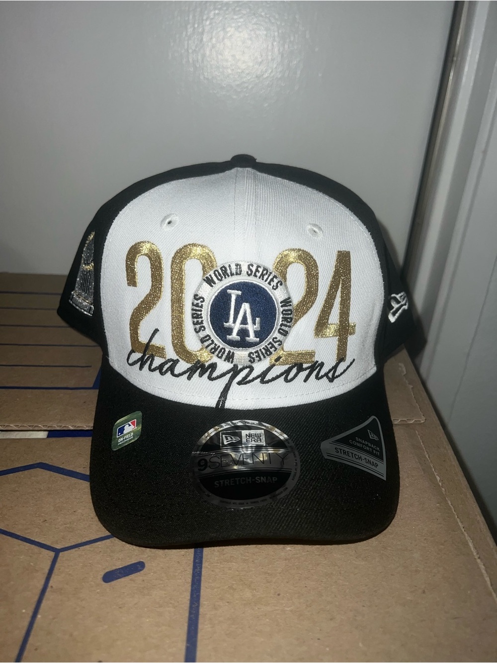 9fifty Los Angeles Dodgers 2024 Champions Hat - White, Black & Gold